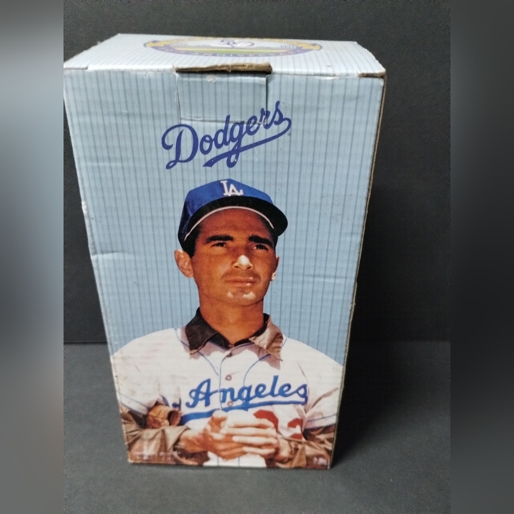 Los Angeles Dodgers 2012 SGA Sandy Koufax 1972 HALL of FAME Bobblehead 50th Anni